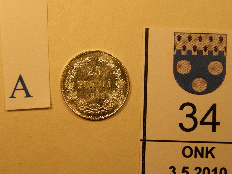 kohde_034_a.jpg - Kohde 34, arvopuoli 25 p 1909 Loistokas! Kl 9, lh 60,-.