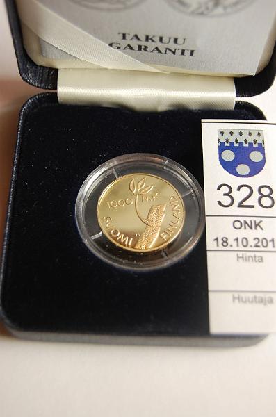 kohde_328_a.jpg - Kohde 328, lhthinta: 180 € 1000 mk 1997 Au, proof, 8.64 g / 900, Itseninen Suomi 80 v, kotelo, aitoustod, kunto: 10.