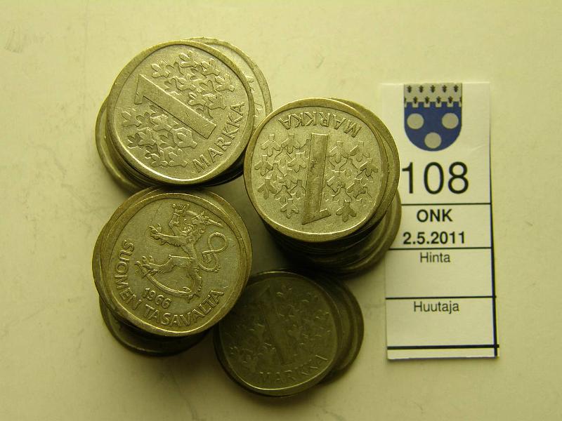 kohde_108_a.jpg - Kohde 108, l�ht�hinta: 50 &euro; 1 mk Er� (52) Ag, 1964-68 kaikkia v., 340g (112g Ag), kunto: 4-7.