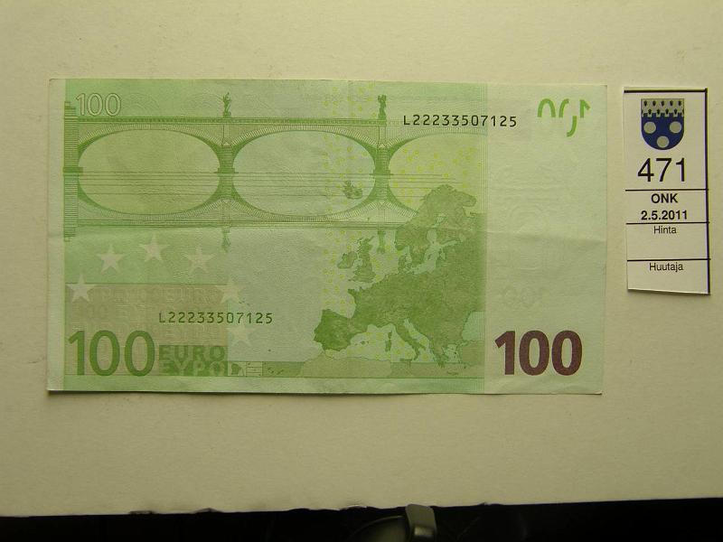 kohde_471_a.jpg - Kohde 471, lhthinta: 150 € 100 € 2002 Suomi L/h1 L22233507125 Tri. H001A5, kunto: 6.