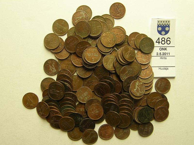 kohde_486_a.jpg - Kohde 486, lhthinta: 25 € Suomi 1 p 1893-1917 (165) Cu, posin 1900 lukua ja kunto 4-6, mukana mys viallisia ja leimakiiltoisia., kunto: vk.