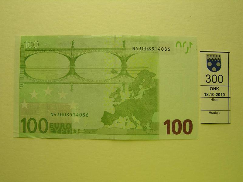 kohde_300_a.jpg - Kohde 300, lhthinta: 120 € / myyntihinta: 120 € 100 € 2002 Itvalta N43008514086 Dui. F002C41mm rep, kunto: 7.