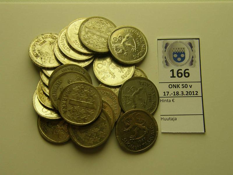 k-0166-a.jpg - Kohde 166, lhthinta: 20 € / myyntihinta: 34 € 1 mk 1964-67 (24) Ag, 153.6g / 350 (53.76g hopeaa, arvo yli 40€), kunto: 4-6