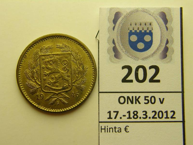 k-0202-a.jpg - Kohde 202, lhthinta: 5 € 5 mk 1946 SNY 571.2 leimakiiltoa, likaa, kunto: 7