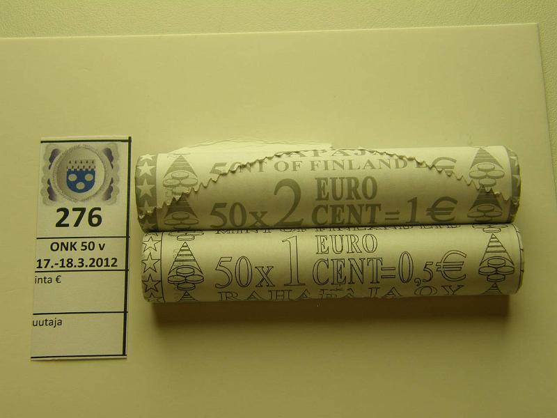 k-0276-a.jpg - Kohde 276, lhthinta: 200 € / myyntihinta: 215 € 1+2 snt 2001 pienipainoksisimmat RP rullat, kruuna/klaava, kunto: 9