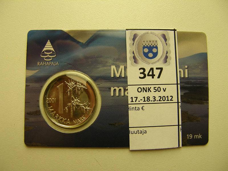 k-0347-a.jpg - Kohde 347, lhthinta: 5 € / myyntihinta: 5 € 1 mk 2001 muistojeni markka, pahvikortti, omistustarra, kunto: 9