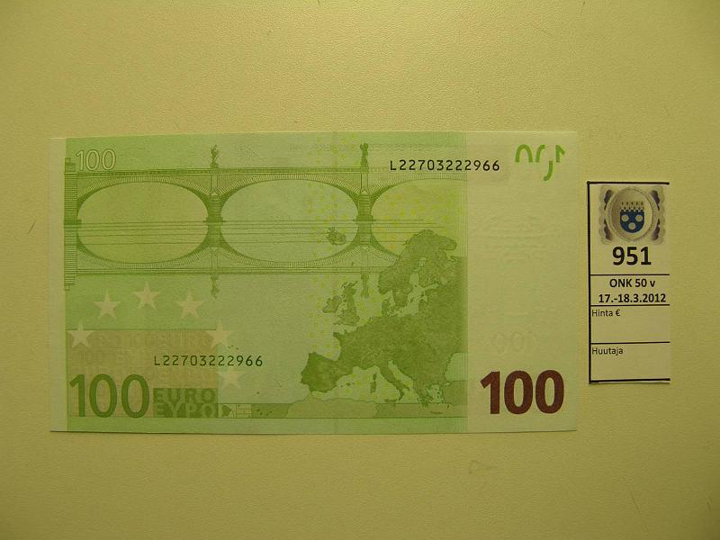 k-0951-a.jpg - Kohde 951, l�ht�hinta: 200 &euro; / myyntihinta: 285 &euro; Suomi 5/2/L/H1 L22703222966 Tri H001 C1, kunto: 9
