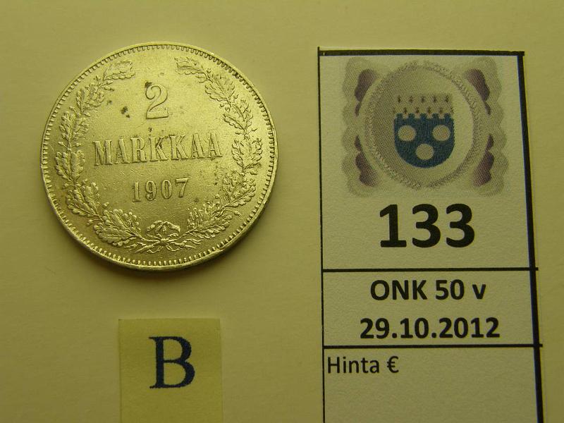 k-0133-b.jpg - Kohde 133 (kuva 2/2), lhthinta: 30 € 2 mk 1907 Ag, el.puhd, hnja, kunto: 7