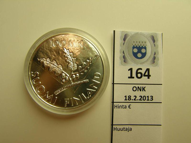 k-0164-a.jpg - Kohde 164, lhthinta: 17 € 100 mk 1995 Ag, YK 50v, kapseli, kunto: 9