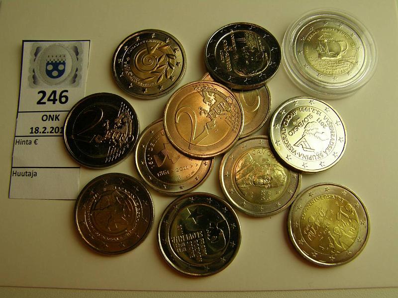 k-0246-a.jpg - Kohde 246, lhthinta: 25 € EU 2008-12 (12) Portugali 2008, -10, -11 (Pinto, pieni lyntim.), Kreikka, Italia 2010 + 2011, Slovenia, Slovakia, Belgia, Ranska 2011, Luxemburg 2012, rullista, kunto: 9
