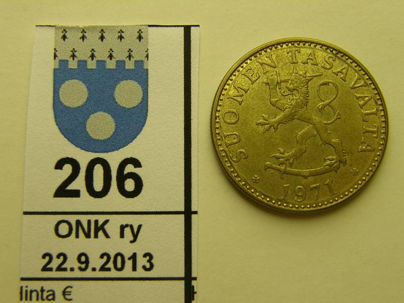 k-0206-a.jpg - Kohde 206, l�ht�hinta: 15 &euro; / myyntihinta: 22 &euro; 50 p 1971 leimakiiltoa, rtg-fluorometri: Cu96%, Fe2%, Ni1, 7%, kunto: 7