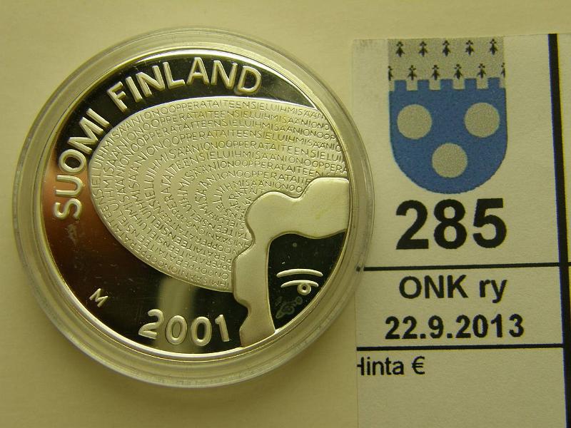 k-0285-a.jpg - Kohde 285, l�ht�hinta: 35 &euro; / myyntihinta: 35 &euro; 100 mk 2001 Ag, proof, Ackt�, kapseli, kunto: 10