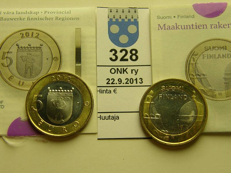 k-0328-a.jpg - Kohde 328, lhthinta: 15 € / myyntihinta: 15 € 5 € 2012 (2) Maakuntien rakennukset: Hgi:n Tuomiokirkko ja Roi:n Jtknkynttil, tod, kunto: 9
