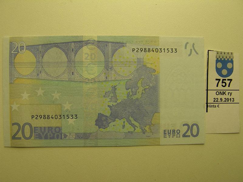 k-0757-a.jpg - Kohde 757, l�ht�hinta: 25 &euro; Hollanti 3/3/P/R17 P29884031533 DRAGHI R017 D5, kesk. pieni painauma, ei taitoksia, kunto: 8