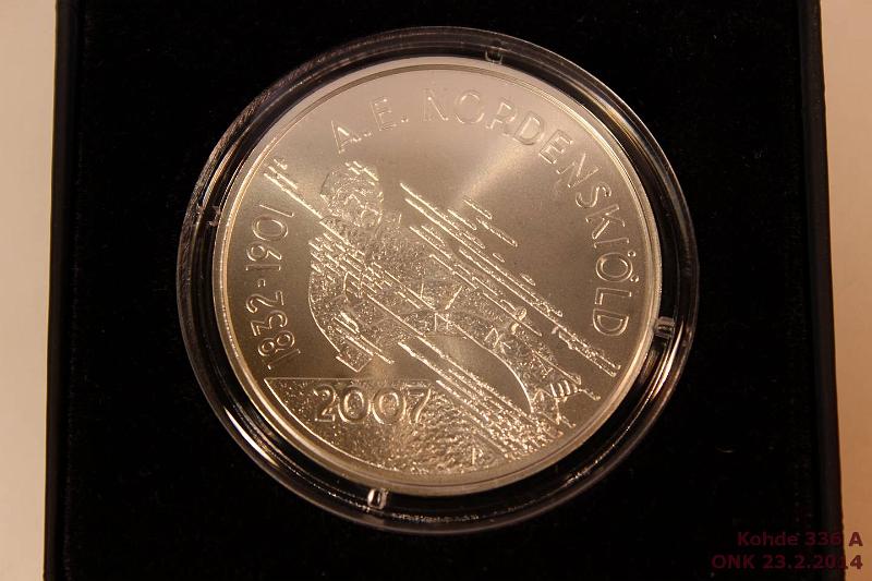 k-0336-a.jpg - Kohde 336, lhthinta: 19 € / myyntihinta: 19 € 10 € 2007 Ag, BU, Nordenskild, kotelo + tod., kunto: 10