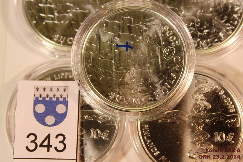 k-0343-a.jpg - Kohde 343, lhthinta: 95 € 10 € 2008 (5) Ag, BU, Suomen lippu 90 v, kapselit + tod., kunto: 10