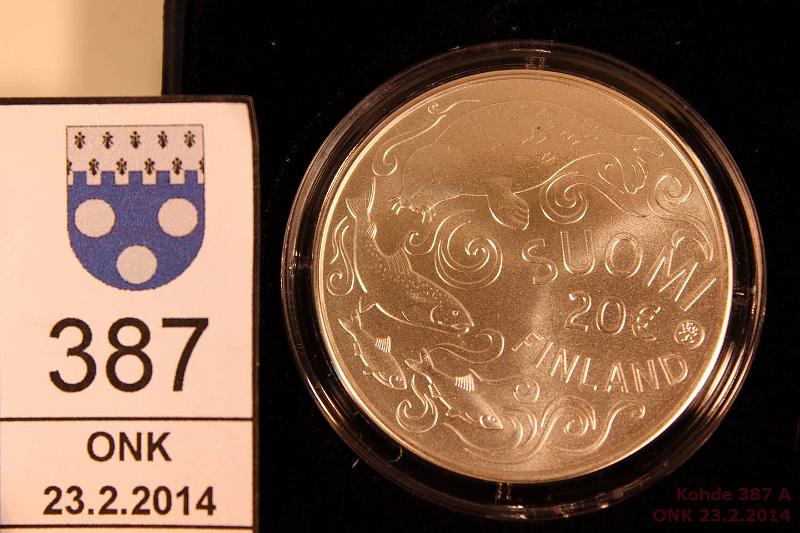 k-0387-a.jpg - Kohde 387, lhthinta: 40 € / myyntihinta: 40 € 20 € 2011 Ag, BU, Itmeren suojelu, kotelo + tod., kunto: 10