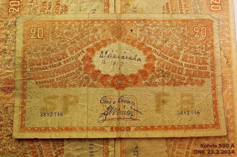 k-0590-a.jpg - Kohde 590 (kuva 1/2), lhthinta: 100 € / myyntihinta: 280 € 20 mk 1909 (3) Klingsten-Kirmasen vrenns, jossa mol puolin kynm: vr raha 1917, prep, reiki. Mukana vertailua varten KV ja SP-vesileimallinen seteli (SNY 156.2, 156.4), kunto: 3