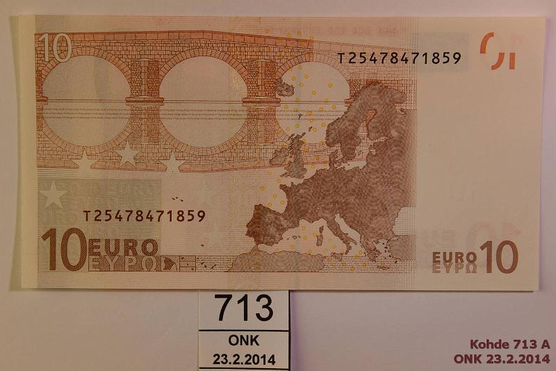 k-0713-a.jpg - Kohde 713, lhthinta: 16 € / myyntihinta: 16 € Irlanti 2/2/T/K5 T25478471859 Tri K005 F1, kunto: 9