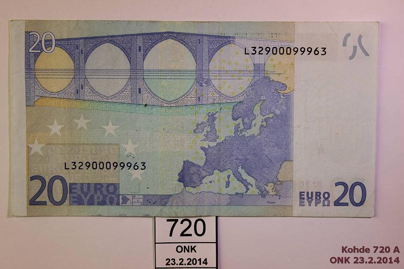 k-0720-a.jpg - Kohde 720, lhthinta: 40 € / myyntihinta: 40 € Suomi 3/2/L/G10 L32900099963 Tri G010 A1, harv. laatta, kunto: 5