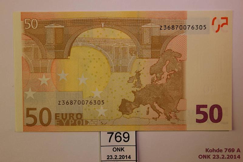 k-0769-a.jpg - Kohde 769, lhthinta: 65 € / myyntihinta: 65 € Belgia 4/2/Z/T10 Z36870076305 Tri T010 D2, harv. laatta, kunto: 9