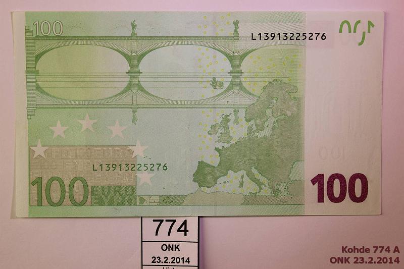 k-0774-a.jpg - Kohde 774, lhthinta: 135 € / myyntihinta: 135 € Suomi 5/1/L/D2 L13913225276 Dui D002 C3, pintaeloa, kunto: 7