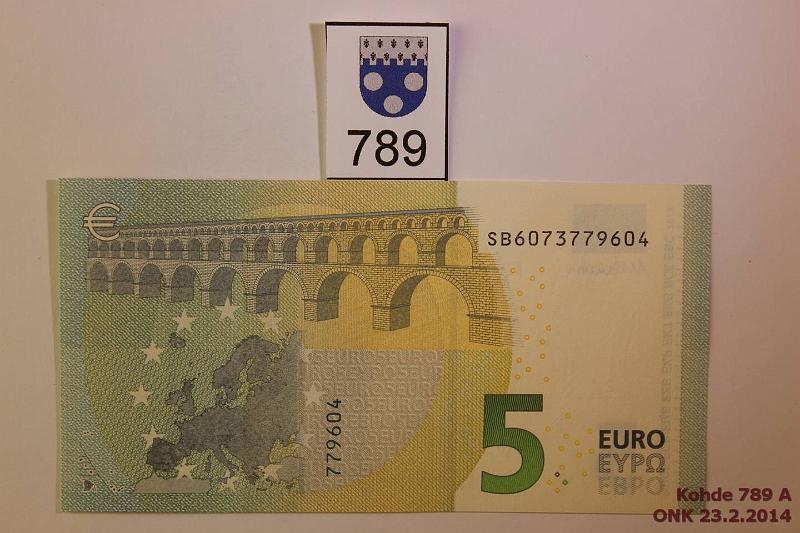 k-0789-a.jpg - Kohde 789, l�ht�hinta: 8 &euro; BI 1/3/S6 SB6073779604 Dra S006 F5, kunto: 9