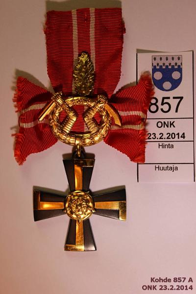 k-0857-a.jpg - Kohde 857, lhthinta: 150 € / myyntihinta: 155 € 1941 VR 3 miekoin & tammenlehvin, myntkirja 26.10.1941, kunto: 8
