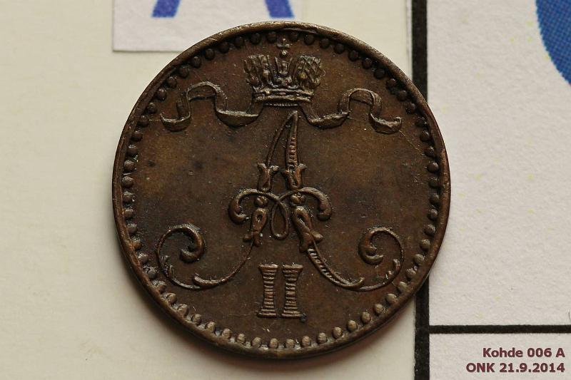k-0006-a.jpg - Kohde 6 (kuva 1/2), lhthinta: 40 € / myyntihinta: 46 € 1 p 1867 SNY 4.2 kaarevat nauhat, kaunis tumma patina, kunto: 7