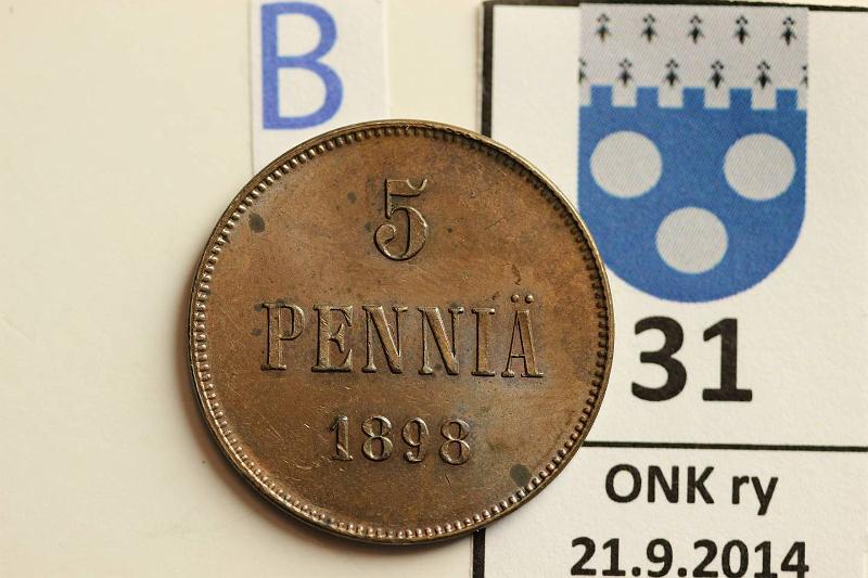 k-0031-b.jpg - Kohde 31 (kuva 2/2), lhthinta: 20 € / myyntihinta: 54 € 5 p 1898 Patinan alla tumma kiilto, lpuhd, hpja, kaunis!, kunto: 7