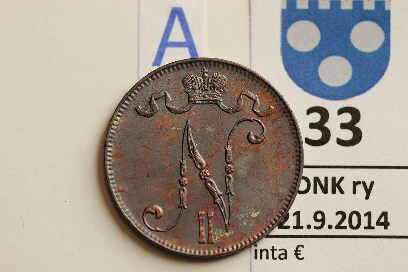 k-0033-a.jpg - Kohde 33 (kuva 1/2), lhthinta: 20 € / myyntihinta: 25 € 5 p 1907 Patinan alla tumma kiilto, puhd, hpja, kunto: 7