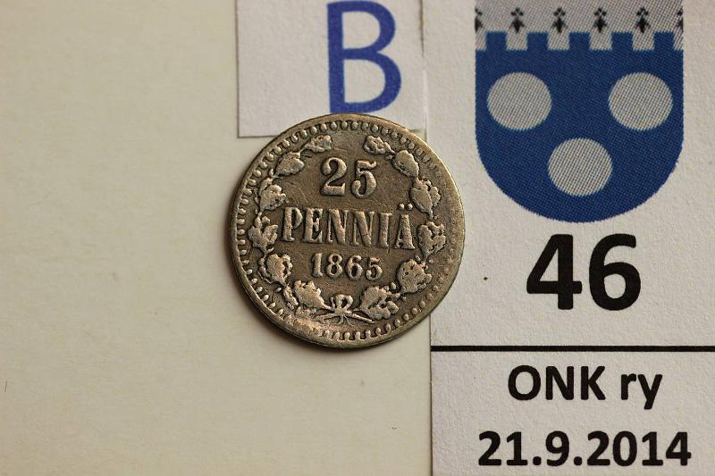 k-0046-b.jpg - Kohde 46 (kuva 2/2), lhthinta: 20 € / myyntihinta: 26 € 25 p 1865 Ag, SNY 265.1.1, kunto: 2/3