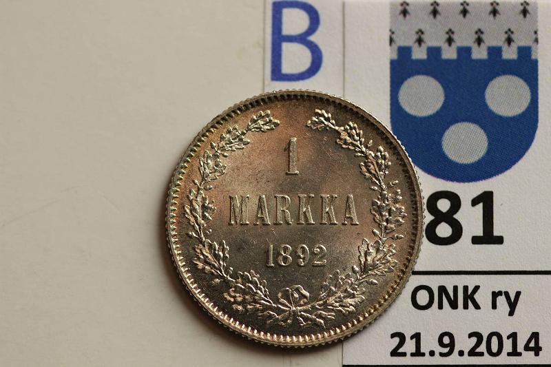 k-0081-b.jpg - Kohde 81 (kuva 2/2), lhthinta: 250 € / myyntihinta: 250 € 1 mk 1892 Ag, loistelias!, kunto: 9