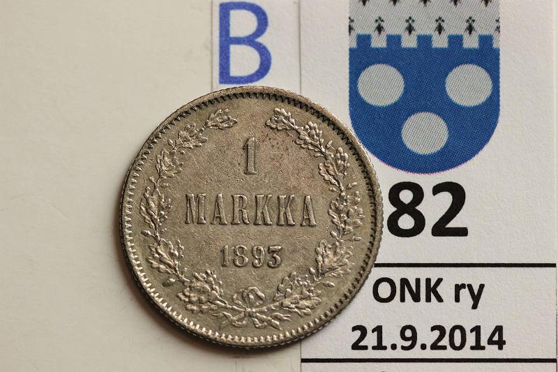 k-0082-b.jpg - Kohde 82 (kuva 2/2), lhthinta: 7 € / myyntihinta: 14 € 1 mk 1893 Ag, kunto: 5