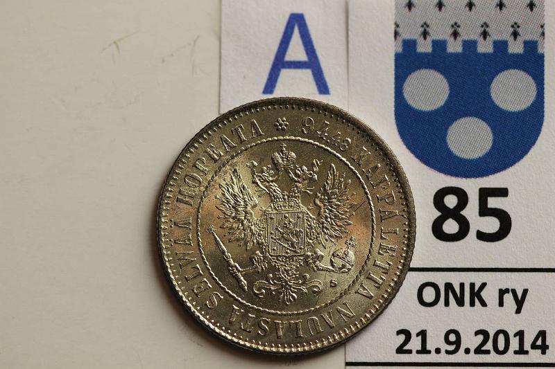 k-0085-a.jpg - Kohde 85 (kuva 1/2), lhthinta: 15 € / myyntihinta: 21 € 1 mk 1915 Ag, hieman patinaa, loistelias!, kunto: 9