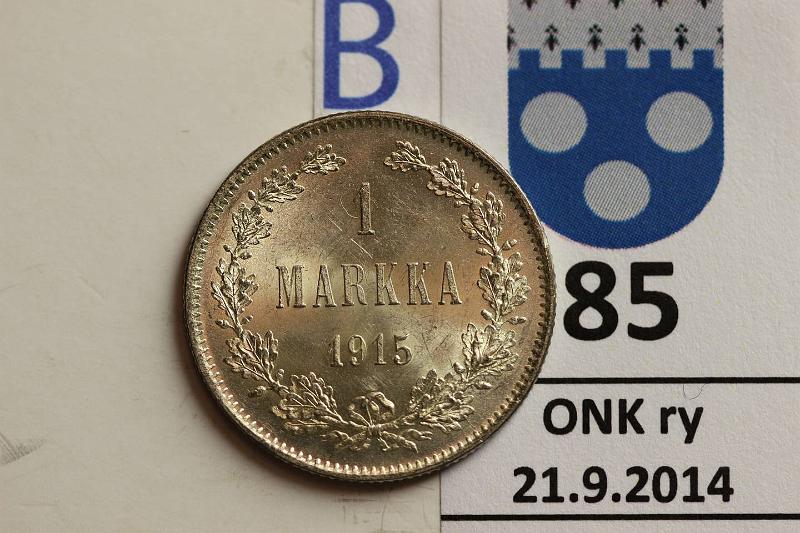 k-0085-b.jpg - Kohde 85 (kuva 2/2), lhthinta: 15 € / myyntihinta: 21 € 1 mk 1915 Ag, hieman patinaa, loistelias!, kunto: 9