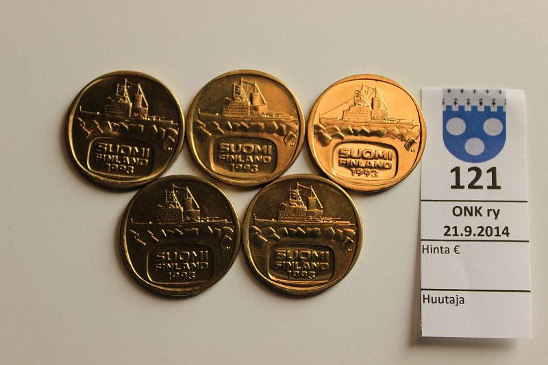 k-0121-a.jpg - Kohde 121, lhthinta: 5 € / myyntihinta: 11 € 5 mk 1993 (5) Rullasta, kunto: 9