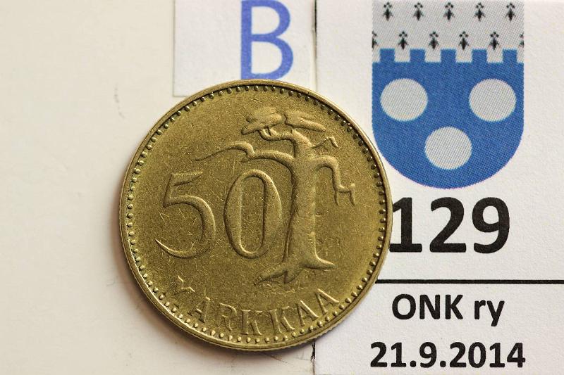 k-0129-b.jpg - Kohde 129 (kuva 2/2), lhthinta: 5 € 50 mk 1952 Lpuhd, kunto: 6