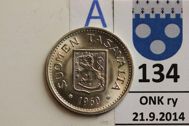 k-0134-a.jpg - Kohde 134 (kuva 1/2), l�ht�hinta: 15 &euro; / myyntihinta: 17 &euro; 100 mk 1960 Ag, loistelias!, kunto: 10