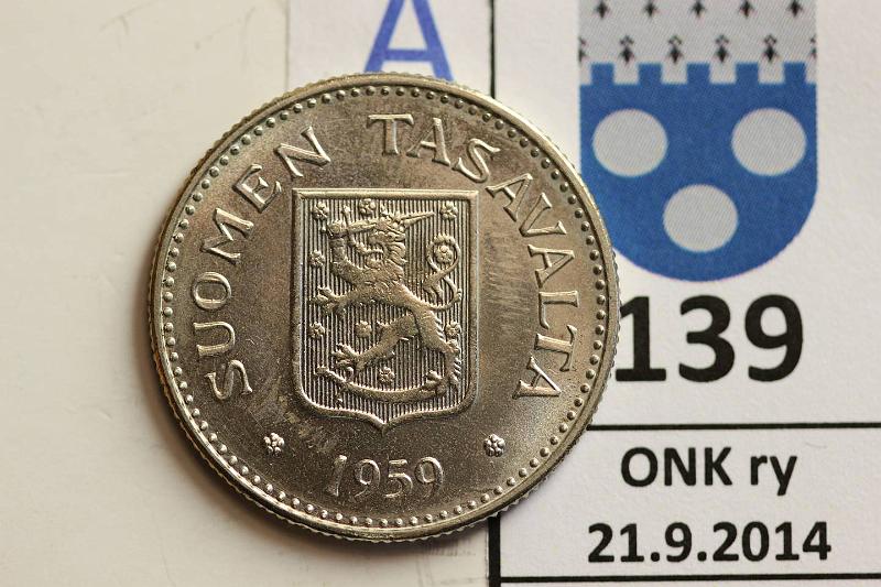 k-0139-a.jpg - Kohde 139 (kuva 1/2), lhthinta: 55 € / myyntihinta: 55 € 200 mk 1959 Ag, loistelias!, kunto: 9