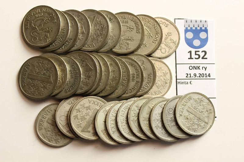 k-0152-a.jpg - Kohde 152, lhthinta: 15 € / myyntihinta: 24 € 1 mk 1964-68 (34) Ag, eri vuosia, kunto: 5-8