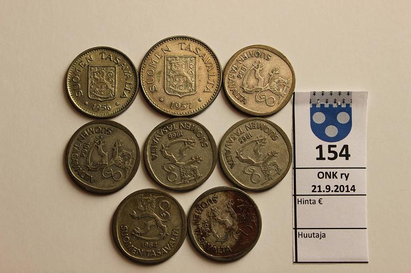 k-0154-a.jpg - Kohde 154, lhthinta: 8 € / myyntihinta: 8 € 1-200 mk 1956-66 (8) Ag, 1mk 1964(4), 65, 66; 100mk 1956; 200mk 1957, likaisia, kunto: 4-6