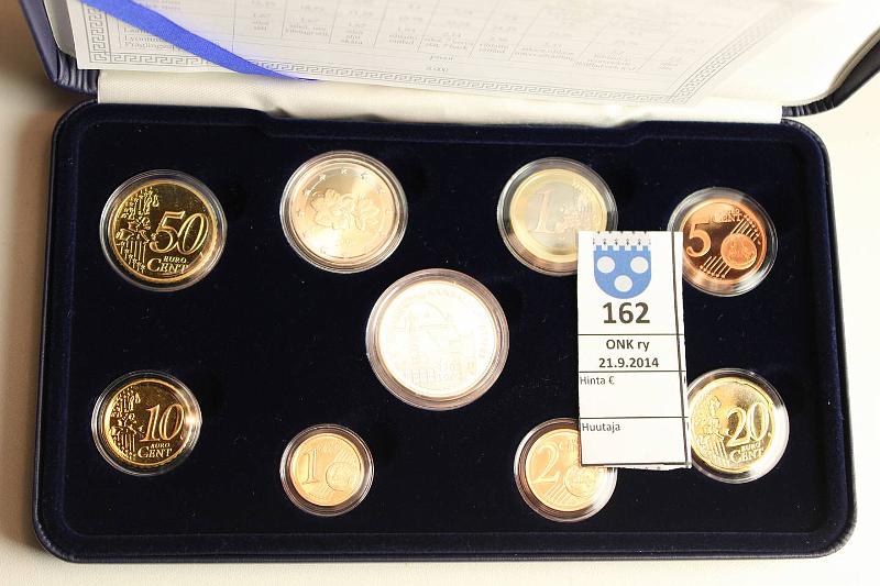k-0162-a.jpg - Kohde 162, lhthinta: 29 € / myyntihinta: 29 € 2002 Proof, 1c-2€, Ag-jetoni, laatikko, tod., kunto: 10