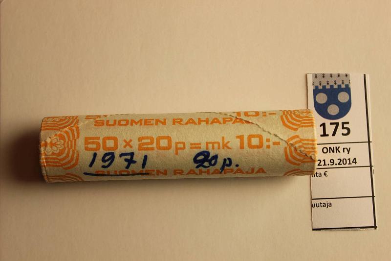 k-0175-a.jpg - Kohde 175, lhthinta: 20 € / myyntihinta: 20 € 20 p 1971 Avaamaton rulla, kr/kl, km, kunto: 9