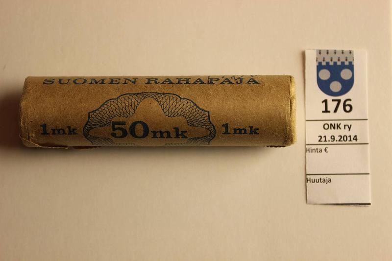 k-0176-a.jpg - Kohde 176, lhthinta: 50 € / myyntihinta: 82 € 1 mk 1968 Ag, Avaamaton rulla, r/kl, km, kunto: 9