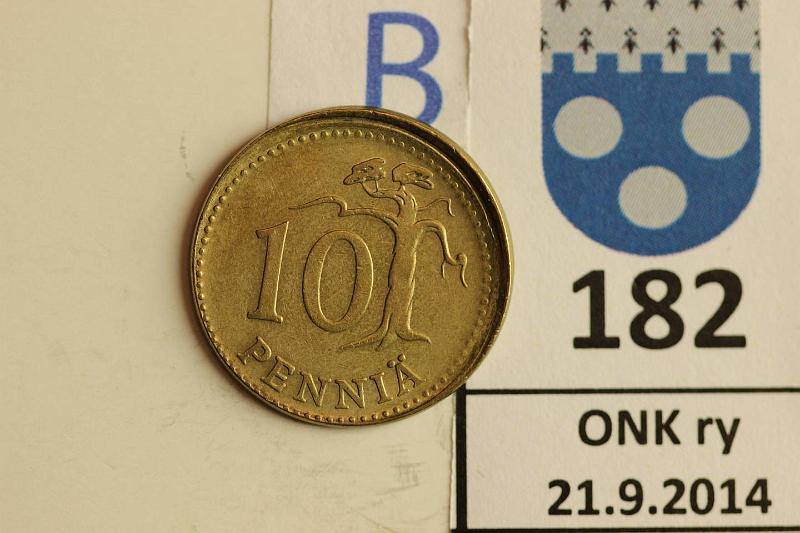 k-0182-b.jpg - Kohde 182 (kuva 2/2), lhthinta: 15 € 10 p 1963 Kuppilynti, kunto: 7
