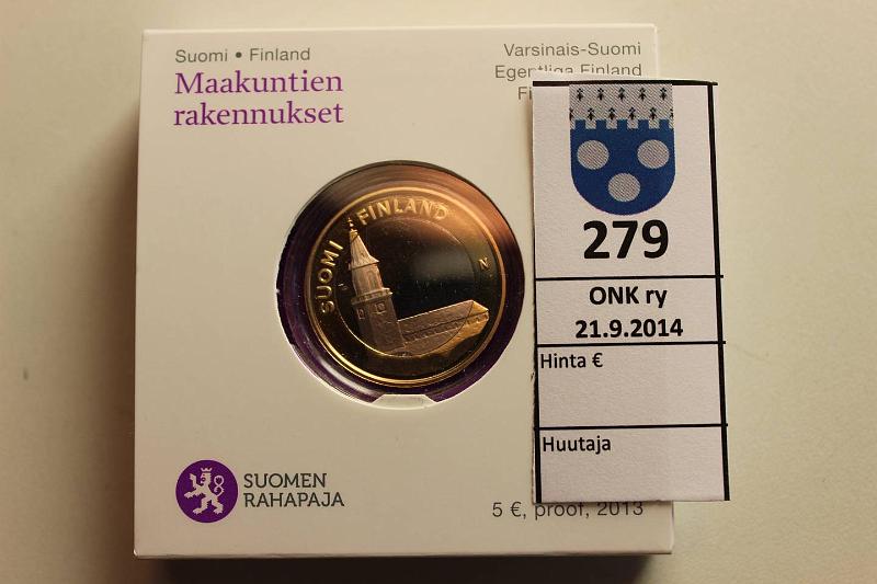 k-0279-a.jpg - Kohde 279, lhthinta: 8 € / myyntihinta: 11 € 5 € 2013 Proof, Maakuntien rakennukset: Turun tuomiokirkko, pahvirasiassa, kaps., kunto: 10