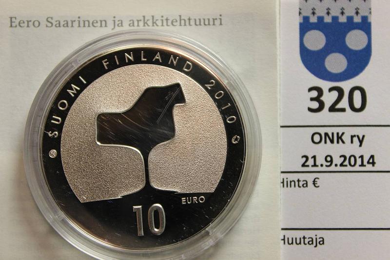 k-0320-a.jpg - Kohde 320, lhthinta: 19 € 10 € 2010 Ag, Proof, Saarinen, kapseli, muovikotelo, tod., kunto: 10