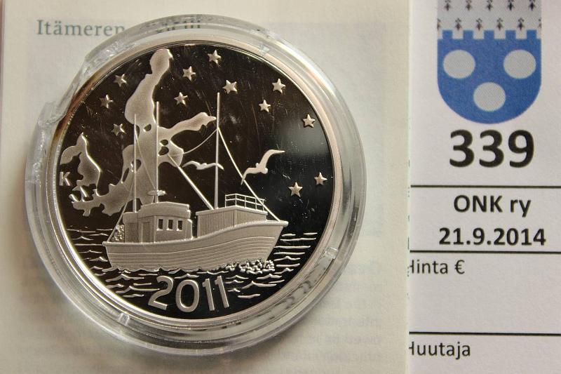 k-0339-a.jpg - Kohde 339, lhthinta: 35 € / myyntihinta: 40 € 20 € 2011 Ag, Proof, Itmeren suojelu. Kapselissa pirste ja siin kohti tummentumaa rahassa, kunto: 10