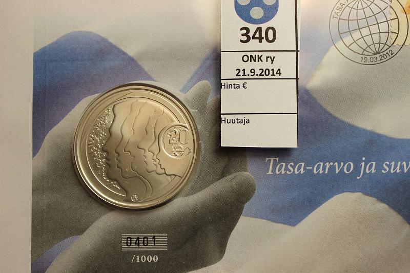 k-0340-a.jpg - Kohde 340, lhthinta: 40 € / myyntihinta: 44 € 20 € 2012 Ag, BU, Suvaitsevaisuus, kuoressa, kunto: 10